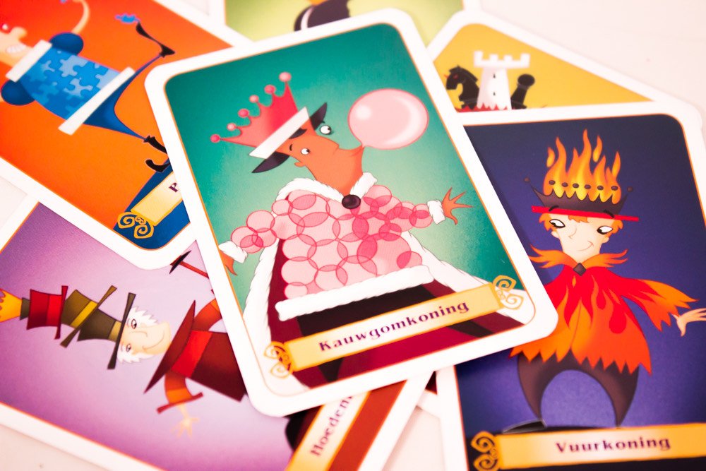 Kaart van de kauwkomkoning uit het spel De Hartenkoningin