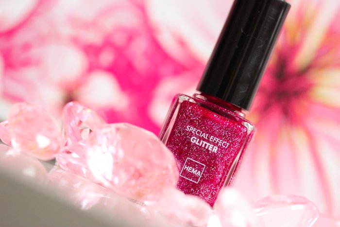 HEMA special effect nail polish 75 Glitter Fuchsia